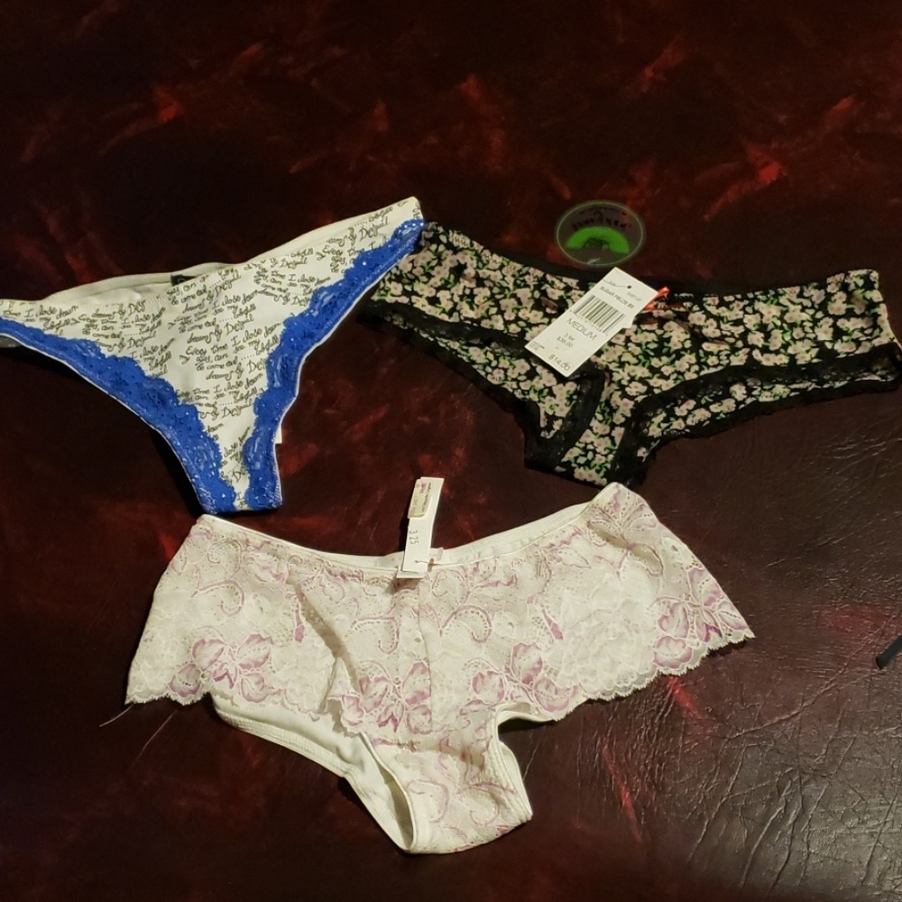 Lot of 3 medium size NWT panties